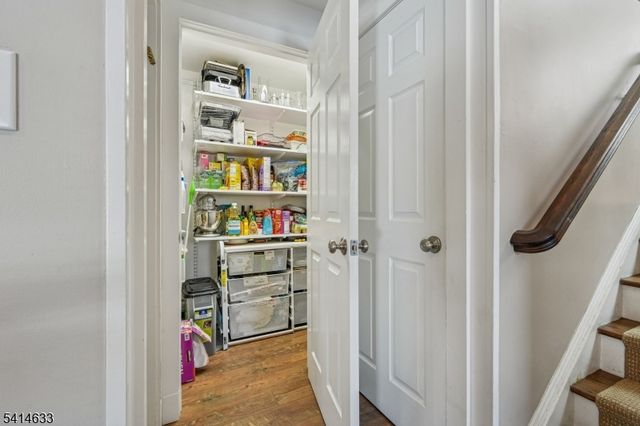 6 Knollwood Dr, Livingston Twp., NJ 07039