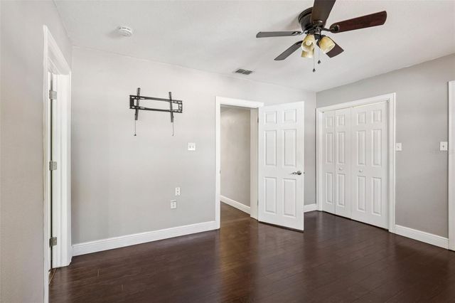 1545 W RIVER LANE, Tampa, FL 33603