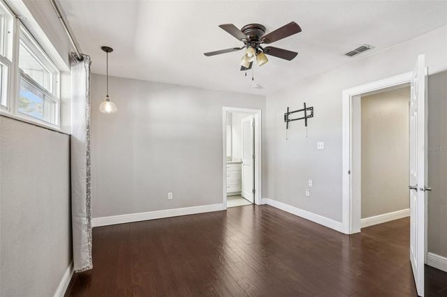 1545 W RIVER LANE, Tampa, FL 33603