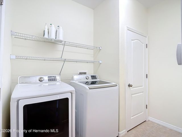 454 Winthrop Drive, Spring Hill, FL 34609