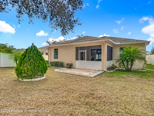 454 Winthrop Drive, Spring Hill, FL 34609