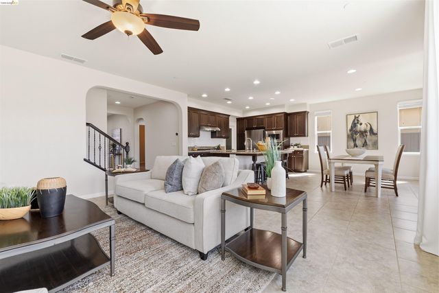 8056 Westport Cir, Discovery Bay, CA 94505
