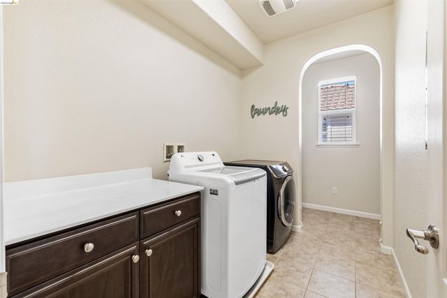 8056 Westport Cir, Discovery Bay, CA 94505