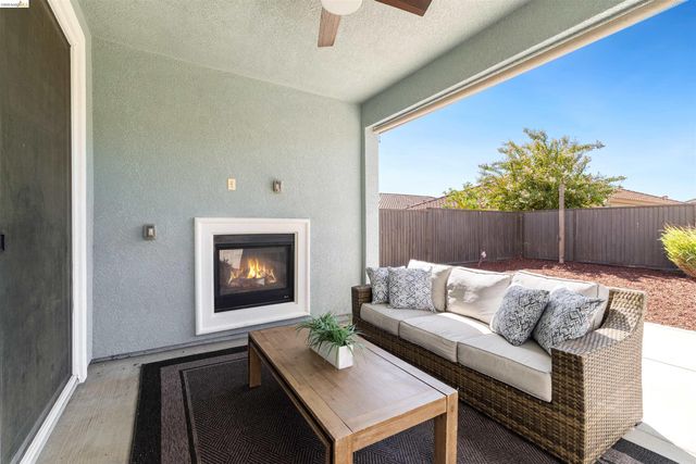 8056 Westport Cir, Discovery Bay, CA 94505
