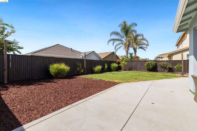 8056 Westport Cir, Discovery Bay, CA 94505