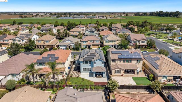 8056 Westport Cir, Discovery Bay, CA 94505