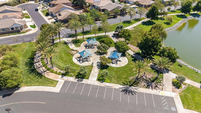 8056 Westport Cir, Discovery Bay, CA 94505