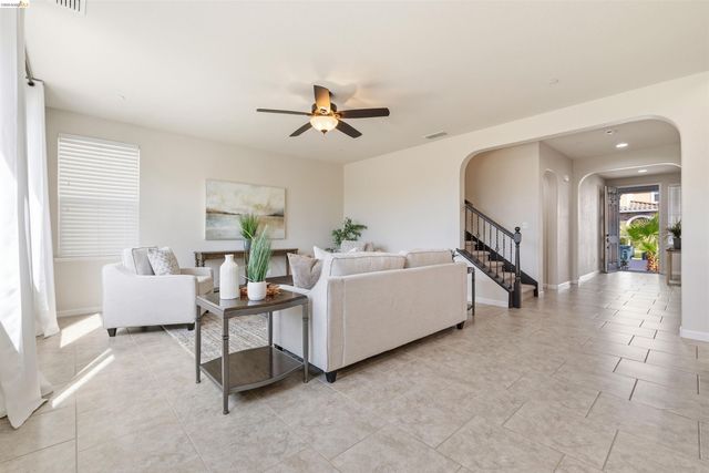 8056 Westport Cir, Discovery Bay, CA 94505