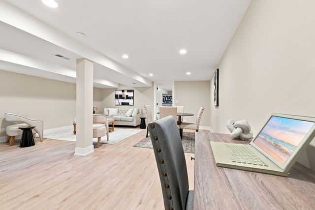 9314 S Colfax Avenue, Chicago, IL 60617