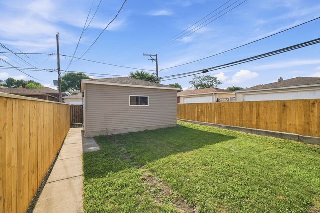 9314 S Colfax Avenue, Chicago, IL 60617