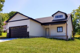 1421 Pioneer Road, Des Moines, IA 50320