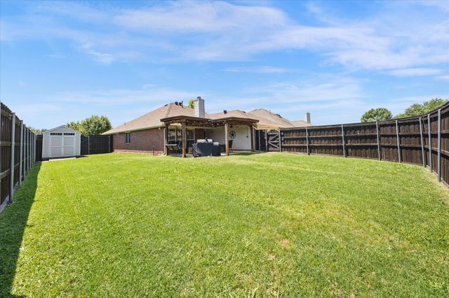 2440 Fieldcrest Drive, Rockwall, TX 75032