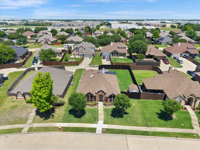 2440 Fieldcrest Drive, Rockwall, TX 75032