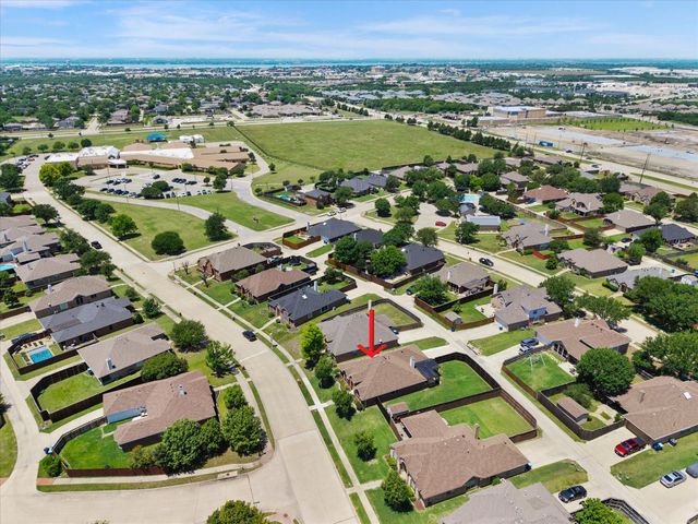 2440 Fieldcrest Drive, Rockwall, TX 75032