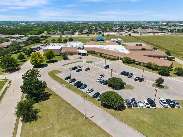 2440 Fieldcrest Drive, Rockwall, TX 75032
