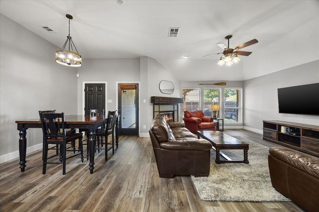 2440 Fieldcrest Drive, Rockwall, TX 75032