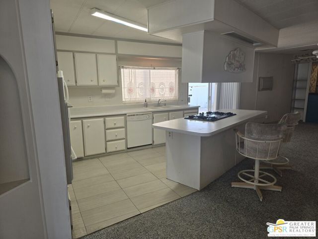 153 Estrada Way, Cathedral City, CA 92234