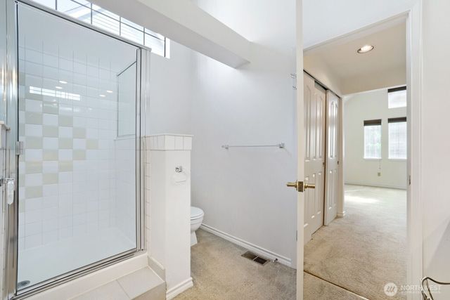 10063 Wallingford Avenue N, Seattle, WA 98133
