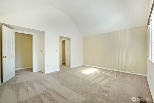 10063 Wallingford Avenue N, Seattle, WA 98133