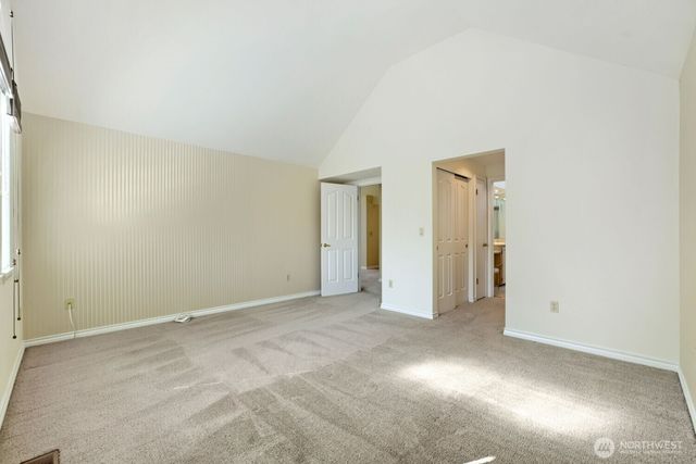 10063 Wallingford Avenue N, Seattle, WA 98133