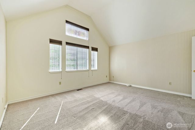10063 Wallingford Avenue N, Seattle, WA 98133
