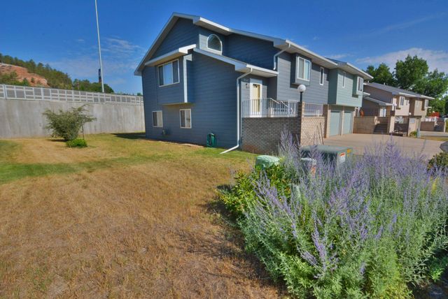 5247 AUTUMN PL, Rapid City, SD 57702