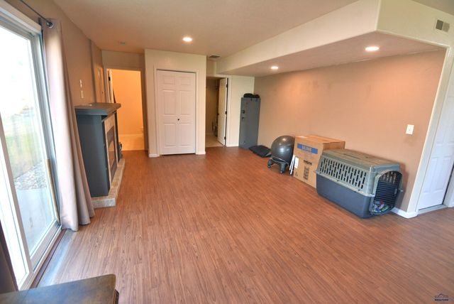 5247 AUTUMN PL, Rapid City, SD 57702