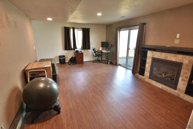 5247 AUTUMN PL, Rapid City, SD 57702