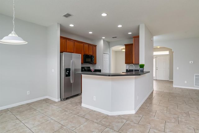 232 SW Aldoro Place, Port St. Lucie, FL 34953
