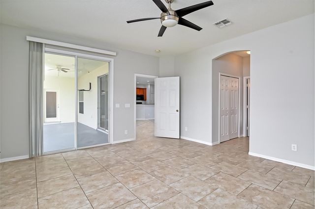 232 SW Aldoro Place, Port St. Lucie, FL 34953
