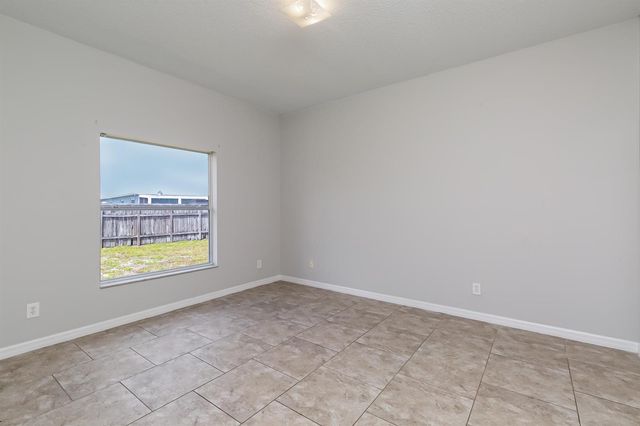 232 SW Aldoro Place, Port St. Lucie, FL 34953