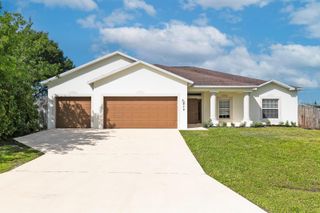 232 SW Aldoro Place, Port St. Lucie, FL 34953