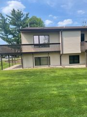 2664 Stonevalley Drive SW 33, Wyoming, MI 49519