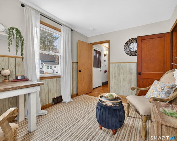 111 Whipple Avenue, Norwich, CT 06360