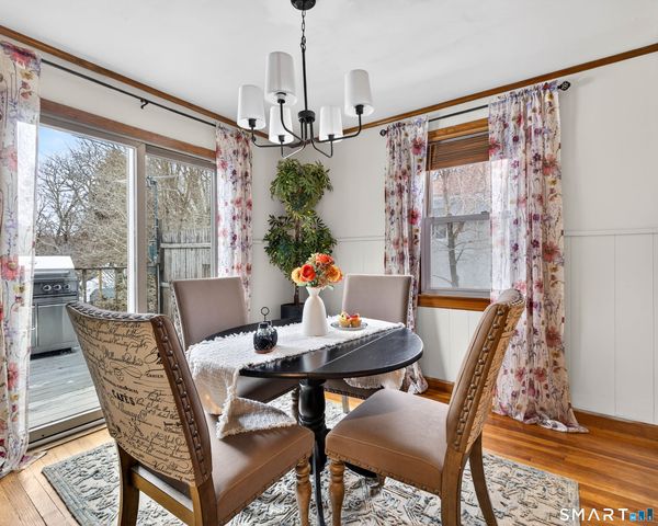 111 Whipple Avenue, Norwich, CT 06360