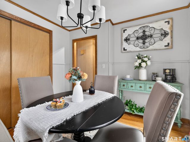 111 Whipple Avenue, Norwich, CT 06360