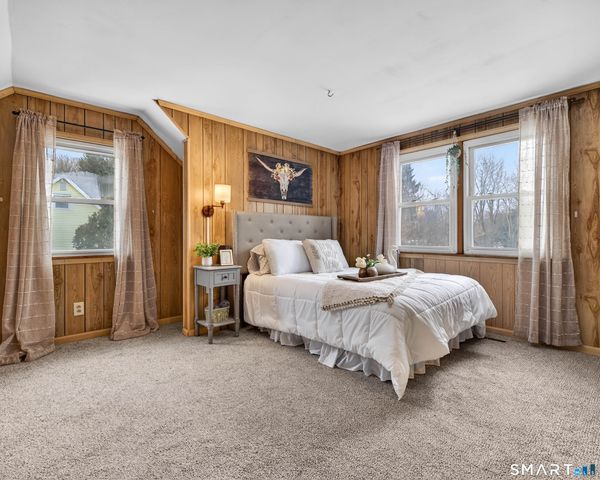 111 Whipple Avenue, Norwich, CT 06360