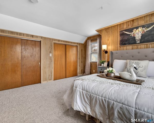 111 Whipple Avenue, Norwich, CT 06360