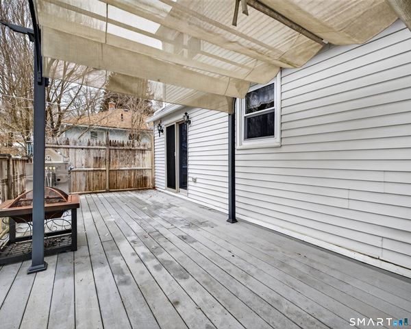 111 Whipple Avenue, Norwich, CT 06360