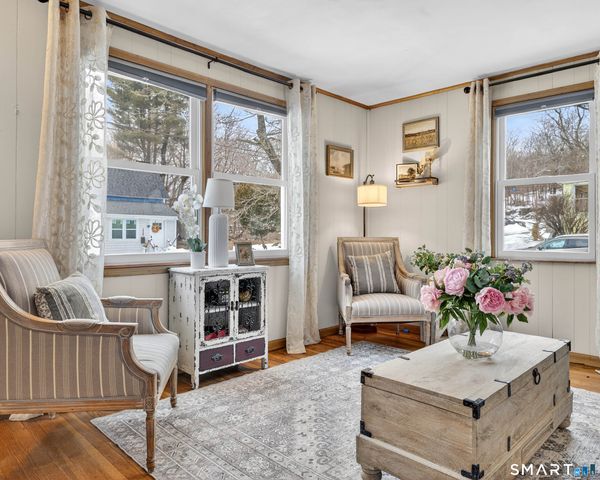 111 Whipple Avenue, Norwich, CT 06360