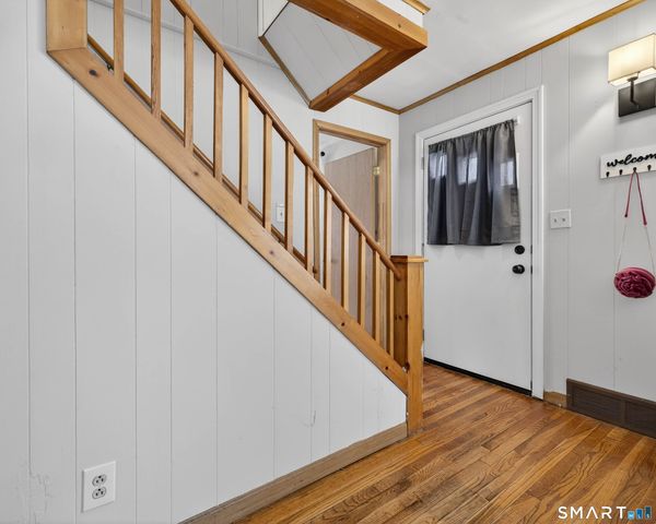 111 Whipple Avenue, Norwich, CT 06360