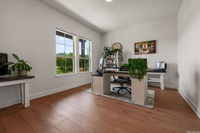 601 LEGEND PARK DR, Castroville, TX 78009
