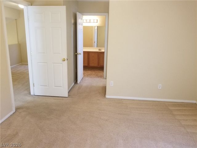 9524 Cabot Falls Avenue, Las Vegas, NV 89149