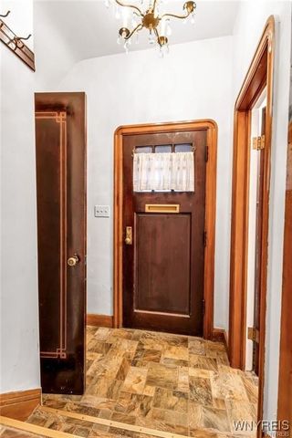 23 Pine Ridge Terrace, Cheektowaga, NY 14225