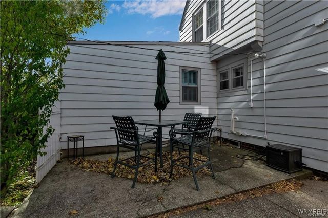 23 Pine Ridge Terrace, Cheektowaga, NY 14225