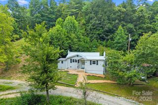 530 Rebel Ridge Road, Marshall, NC 28753