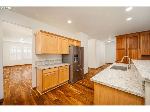 4941 STAGECOACH Rd, Eugene, OR 97402