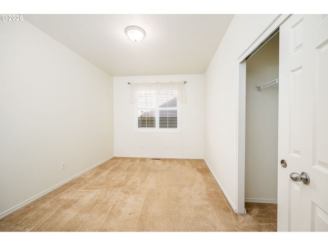 4941 STAGECOACH Rd, Eugene, OR 97402