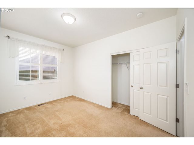 4941 STAGECOACH Rd, Eugene, OR 97402