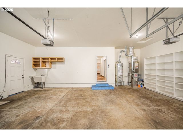 4941 STAGECOACH Rd, Eugene, OR 97402